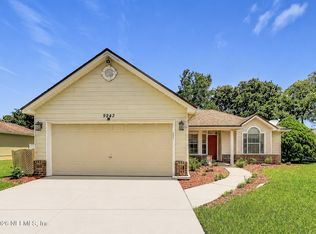 9243 Dale View Ln W, Jacksonville, FL 32225