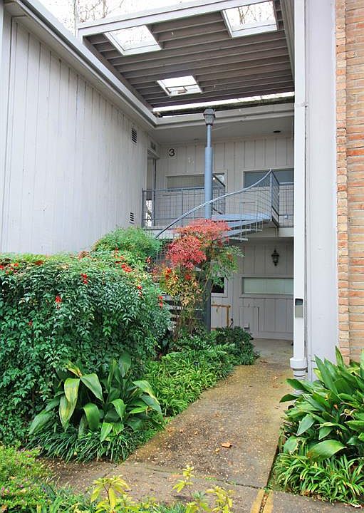 1st image of 8211 Katy Fwy APT 3