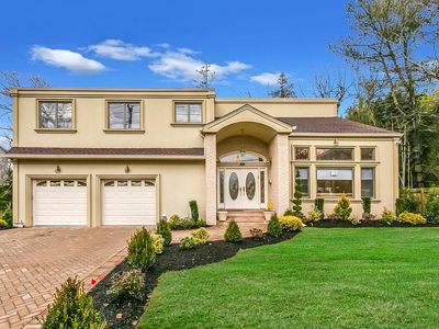 7 Stoner Ave, Great Neck, NY, 11021