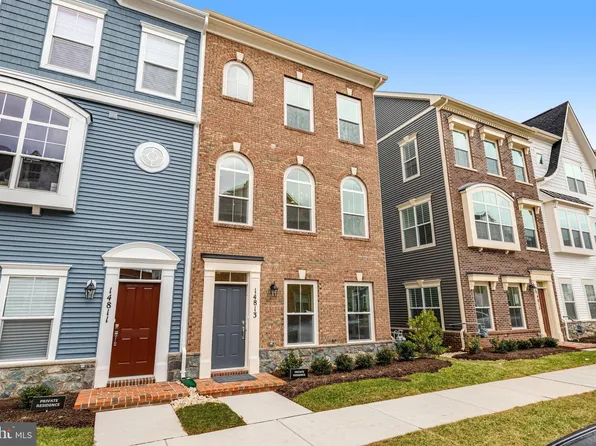 14813 Retreat Blvd, Chantilly, VA 20151