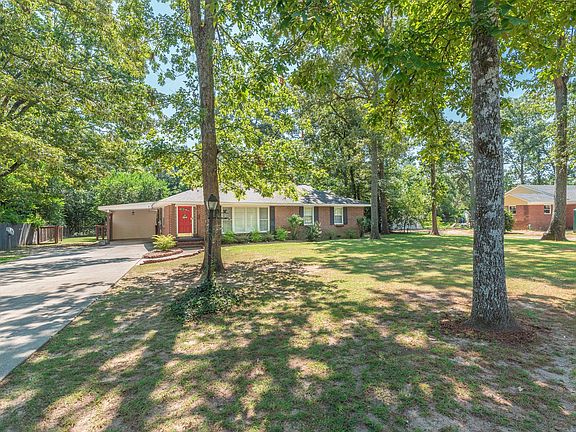 4th image of 210 Dunbarton Cir SE