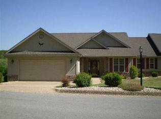 1 Tanyard Ln, Bella Vista, AR 72714