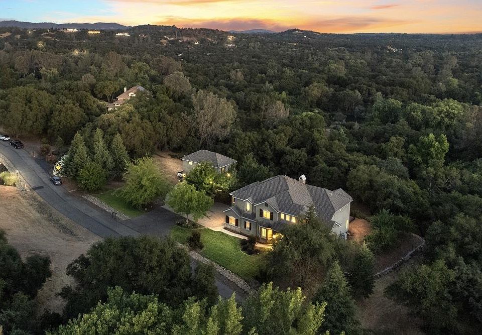 1st image of 7560 Old Pear Hill Ln