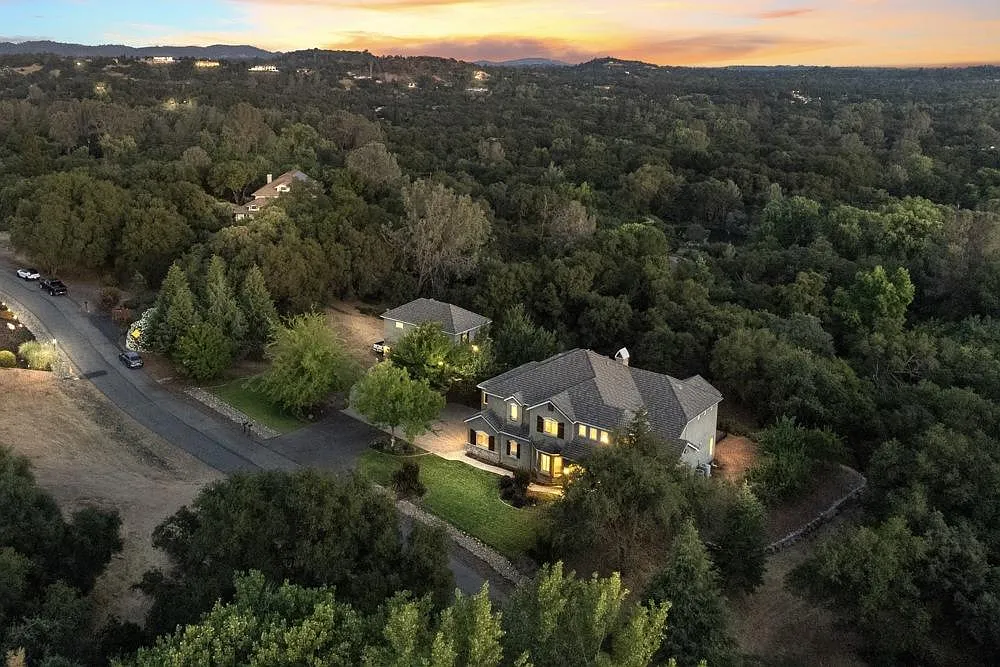 7560 Old Pear Hill Ln photo 1