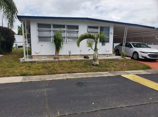 20 Saunders Ave, Largo, FL 33773