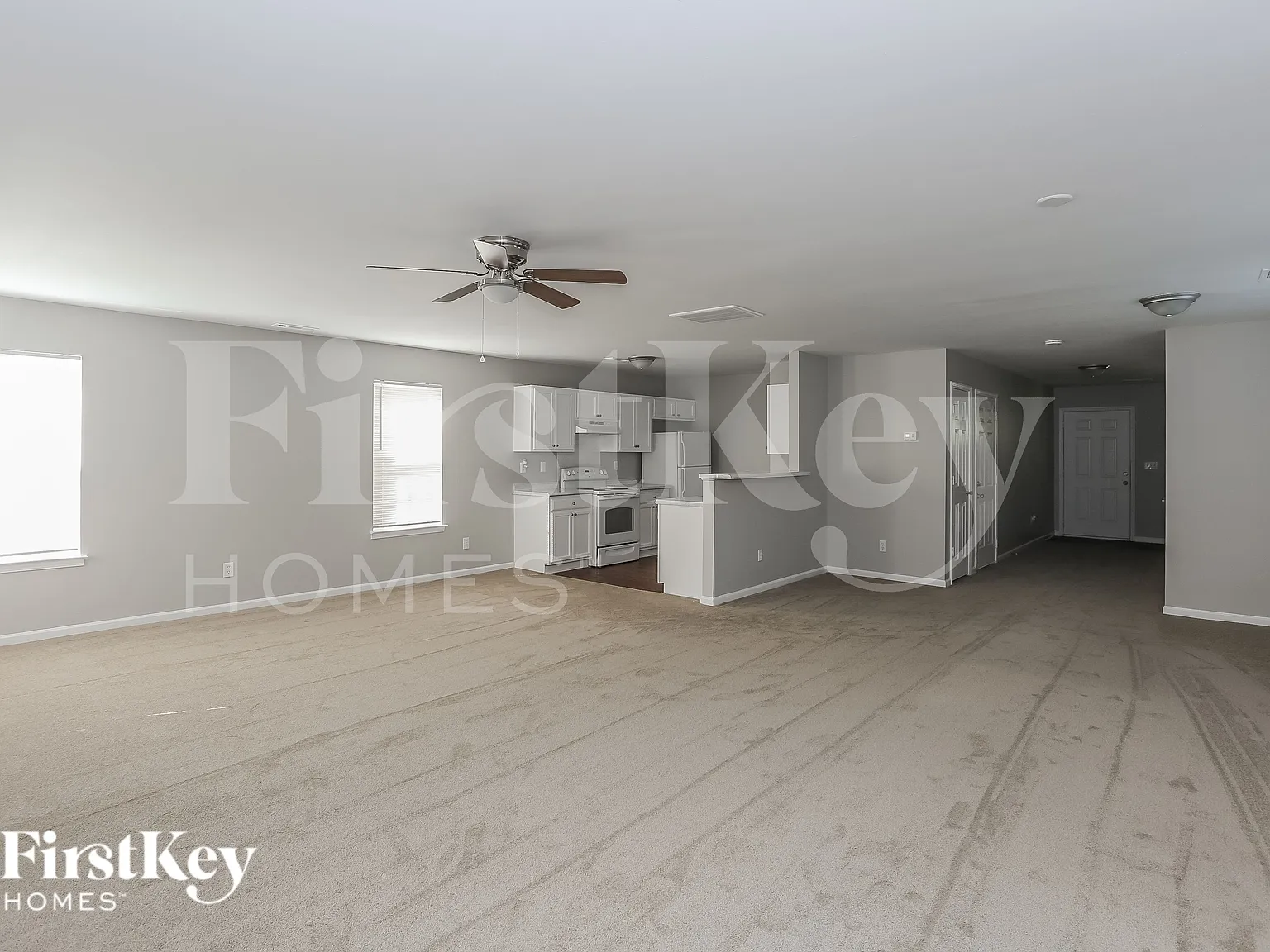 3 bed, 2.5 bath, 2040 sqft, $1,940 — Photo 4