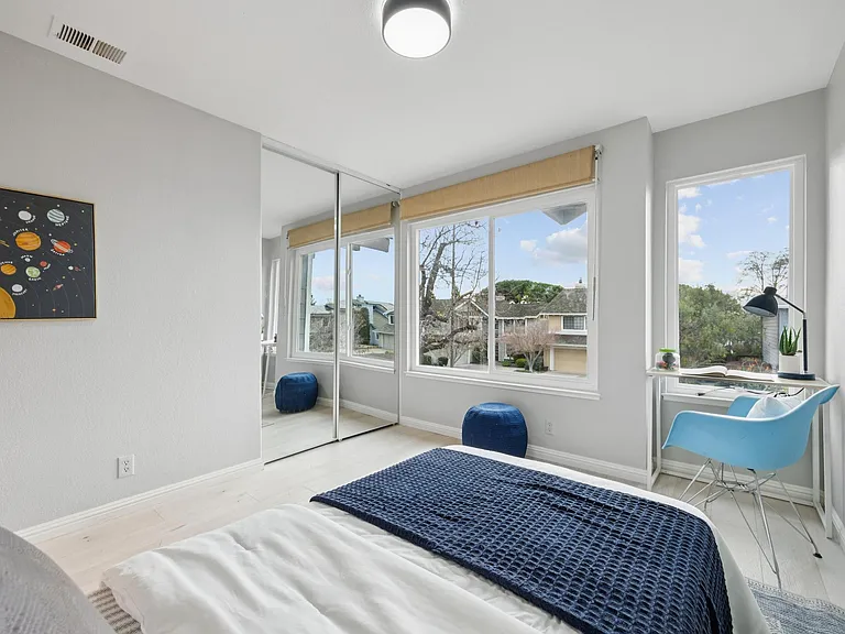 30 Sea Brg — Photo 24