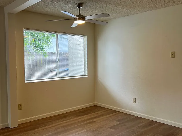 7120 Van Maren Ln — Photo 7
