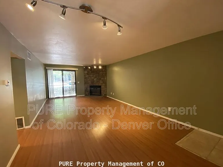 226 Wright St #105 — Photo 5