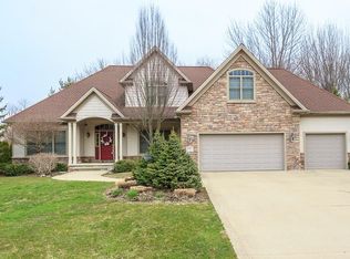 2815 Joseph Ln, North Perry, OH 44081