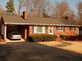 2012 Richardson Dr, Reidsville, NC 27320