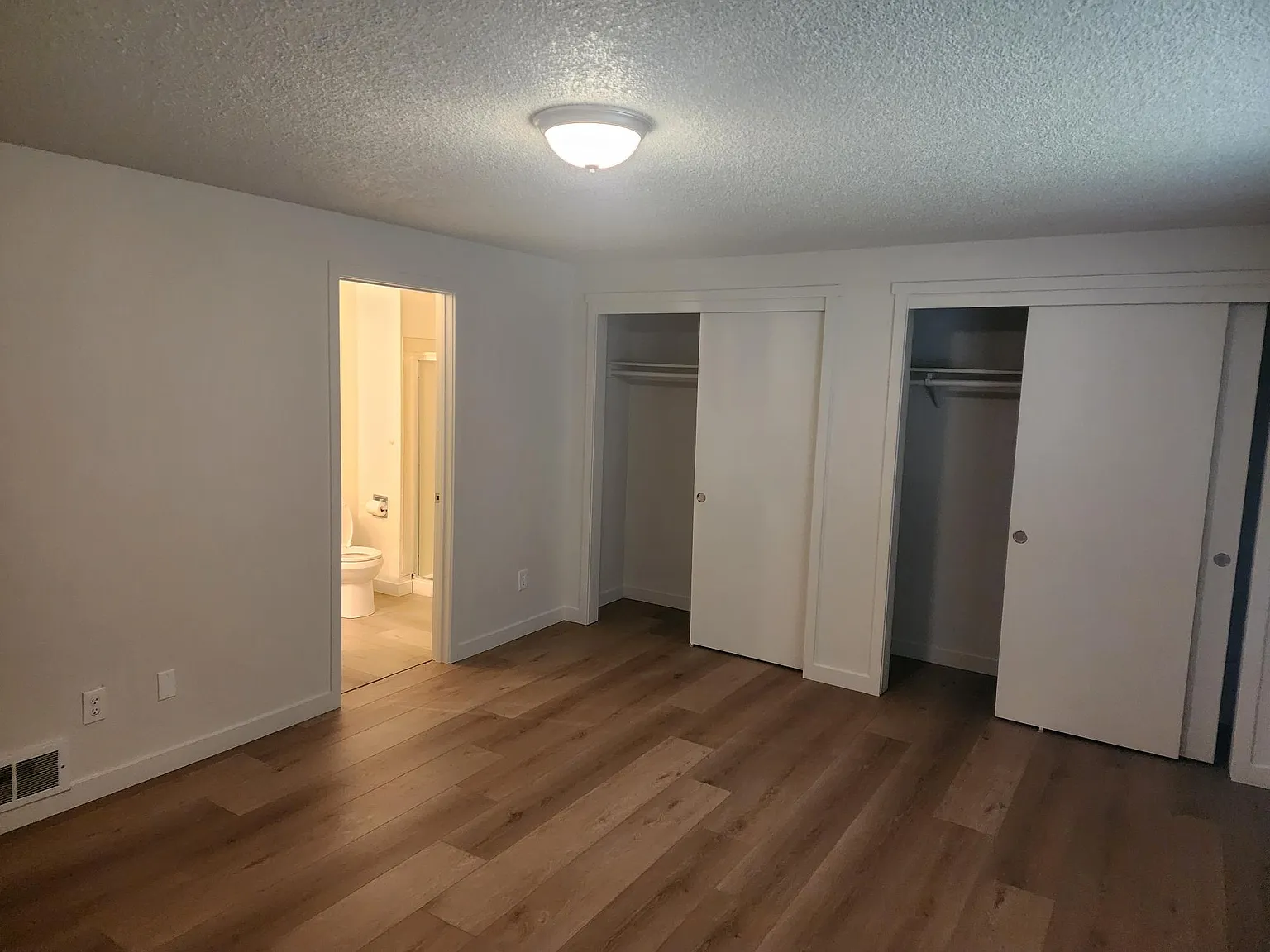 2 bed, 1250 sqft, $2,650 — Photo 3