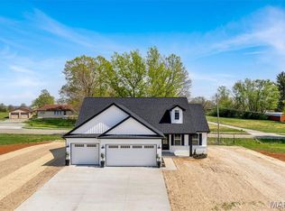 1141 Bell Mountain Rd, Farmington, MO