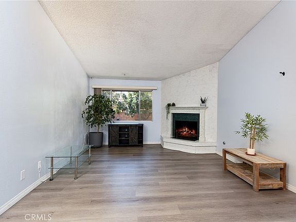 5th image of 2115 Flame Tree Way