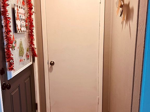 4th image of 1439 Broadway St