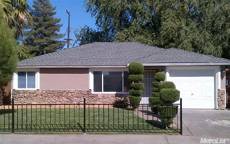 5107 Alcott Dr photo 1