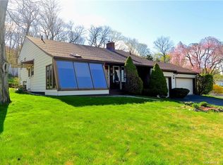 405 Bunker Hill Ave, Waterbury, CT 06708