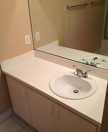 5th image of 1195 NW 125th Ct