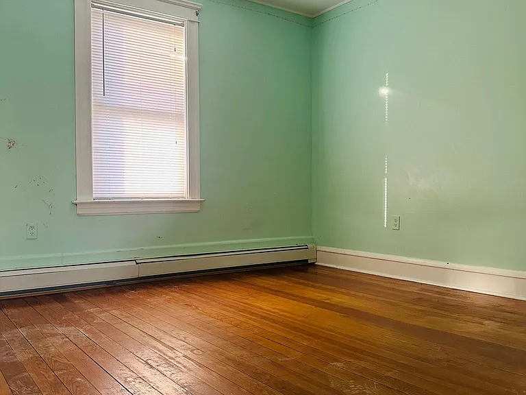 118 Jeffers St #2 — Photo 6