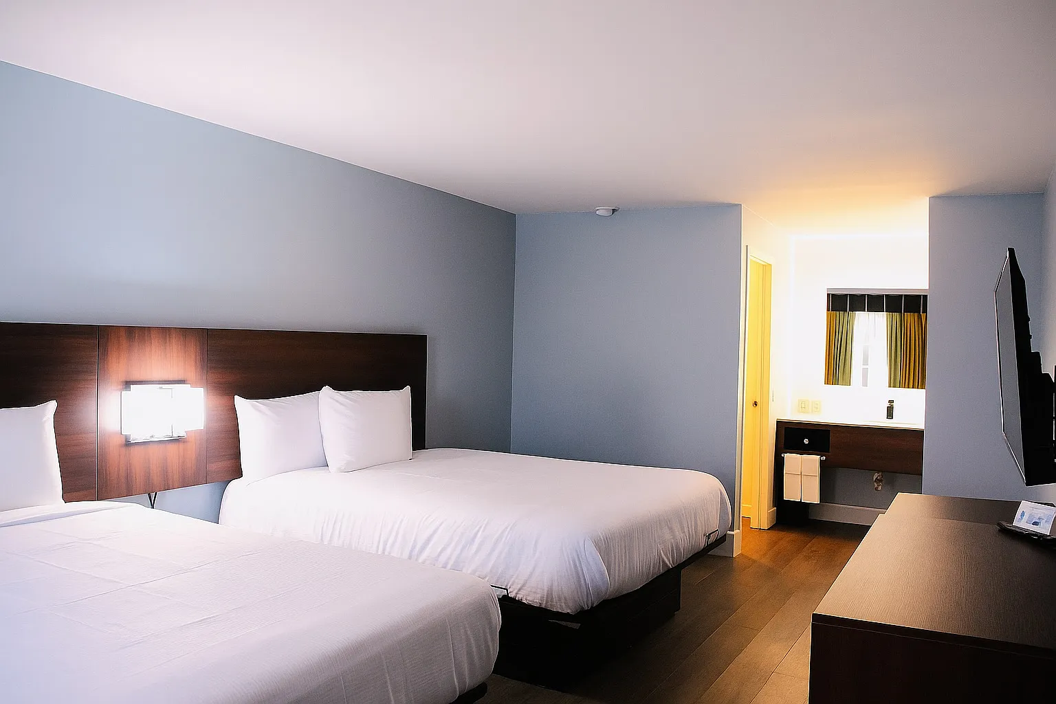 1 bed, 320 sqft, $1,400 — Photo 3