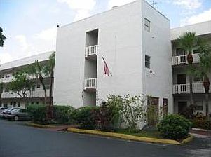 2nd image of 8400 Lagos De Campo Blvd APT 306