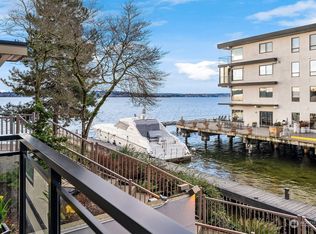 6401 Lake Washington Blvd NE APT 207, Kirkland, WA