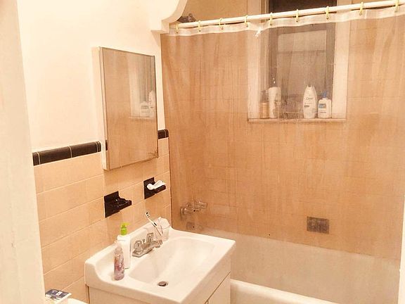 4th image of 3276 42nd St APT A3