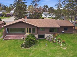 725 Lake Shore Dr, Rhinelander, WI 54501