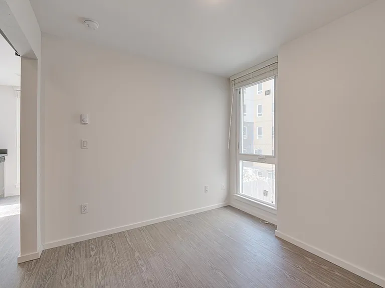 Viola Apartments — Photo 61