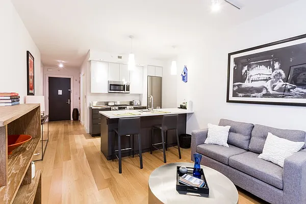 Rented by Two Trees | media 12