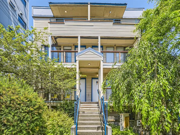 Great location in the vibrant Capitol Hill neighborhood!