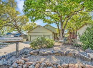 18315 Pinnacle Ct, Hidden Valley Lake, CA 95467