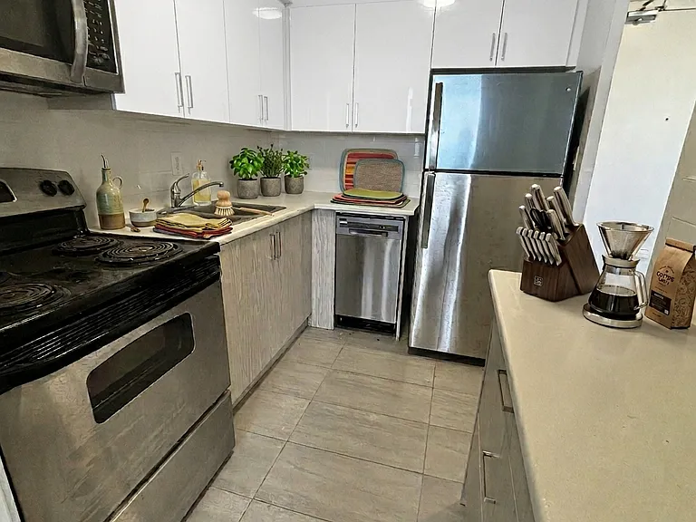 100 Gamble Ave — Photo 16