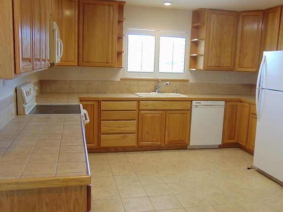 5th image of 9385 Paloos Ct
