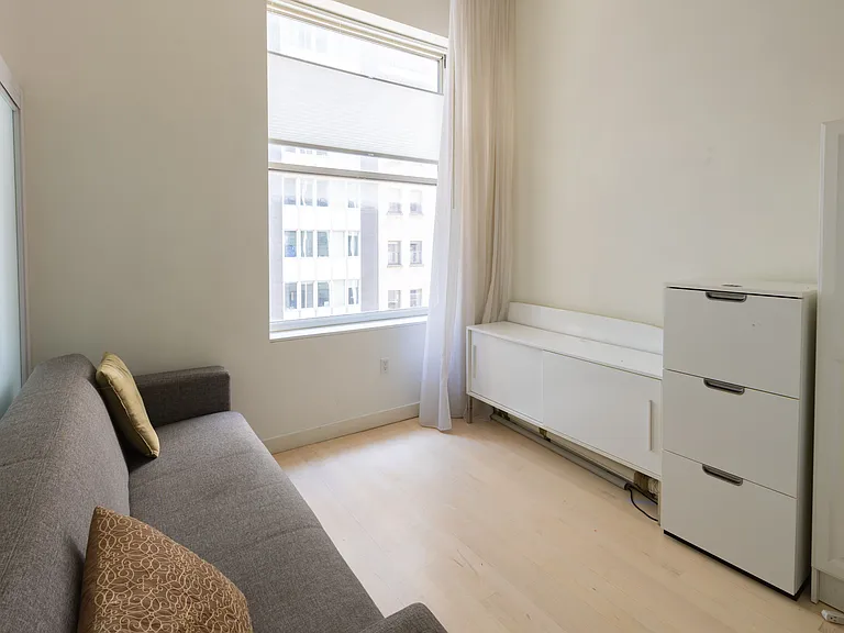 15 Broad St #716 — Photo 12