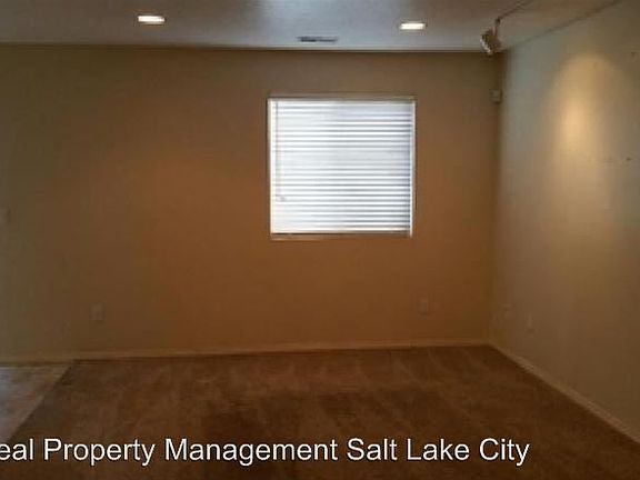 4th image of 2889 N Bridalwood Loop