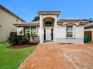 10614 SW 161st Pl, Miami, FL 33196