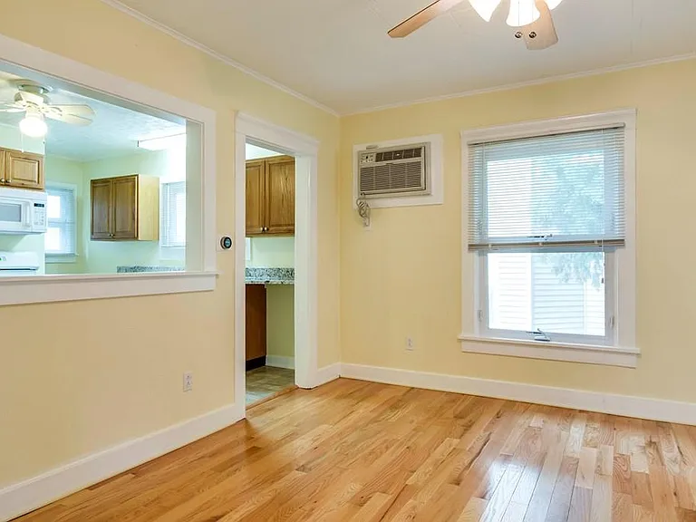 130 Dwight Ave — Photo 5