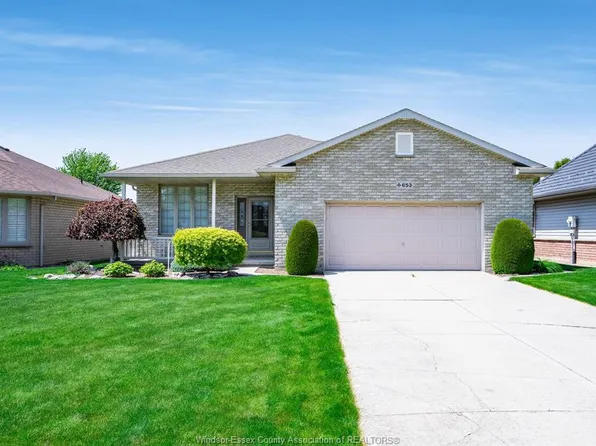 653 McNaughton Ave W, Chatham Kent, ON N7L 5P7