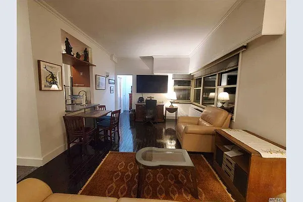 Rented by Charles Rutenberg Realty, Inc. | media 27