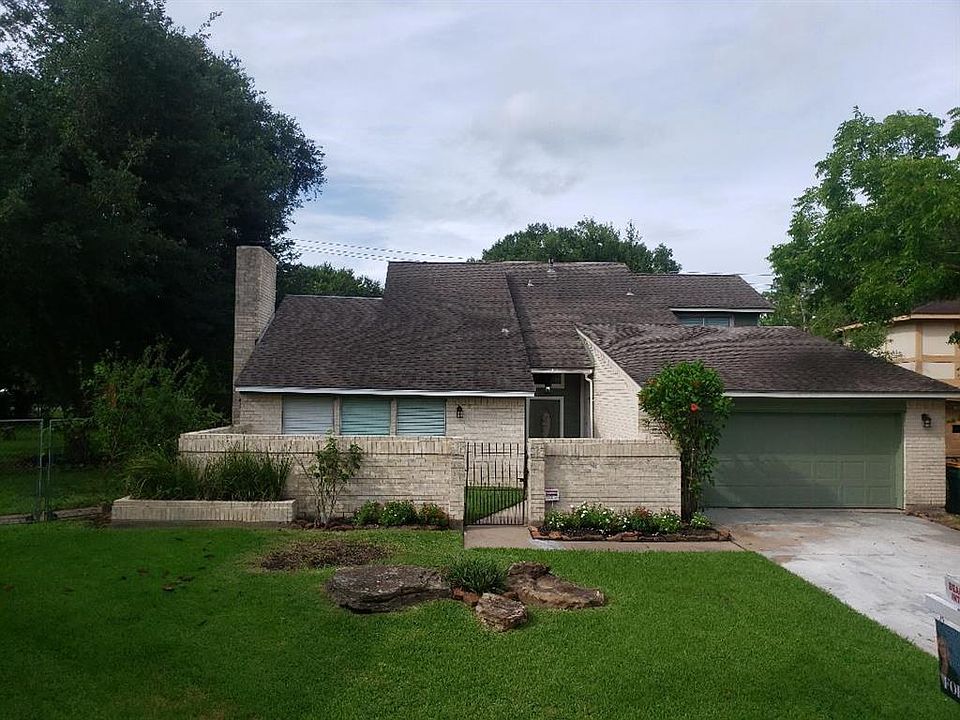 1st image of 2704 Shady Creek Dr