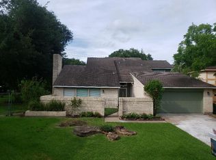 2704 Shady Creek Dr, Pearland, TX 77581