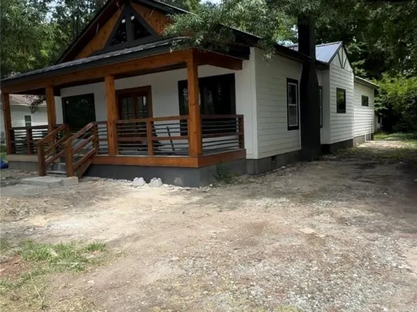1815 Martin Luther King Jr Dr, Greensboro, NC 27406