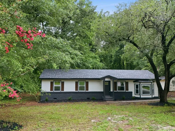 1209 Damascus Dr, Wendell, NC 27591