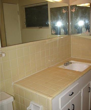 4th image of 2240 Mimosa Dr APT 12