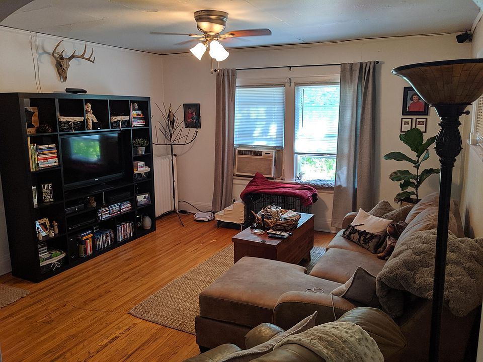 1st image of 394 Cleveland Ave N APT 1