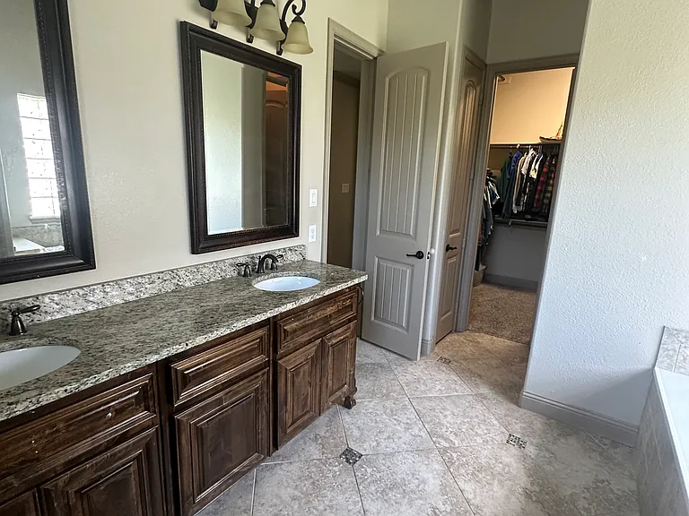 3809 S Brookridge Ct — Photo 16
