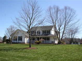 71 Ridgeview Cir, Milan, OH 44846