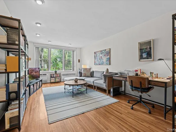 601 Kappock Street #2F, Bronx, NY 10463