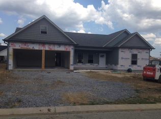 54 Franklin Circle Dr, Fort Oglethorpe, GA 30742